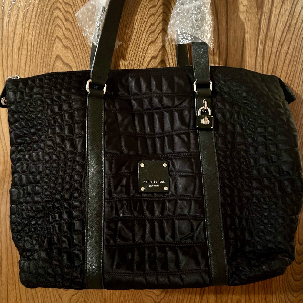 Henri Bendel Black  Quilted Jetsetter Convertible Backpack & matching Tote SET - Picture 8 of 12